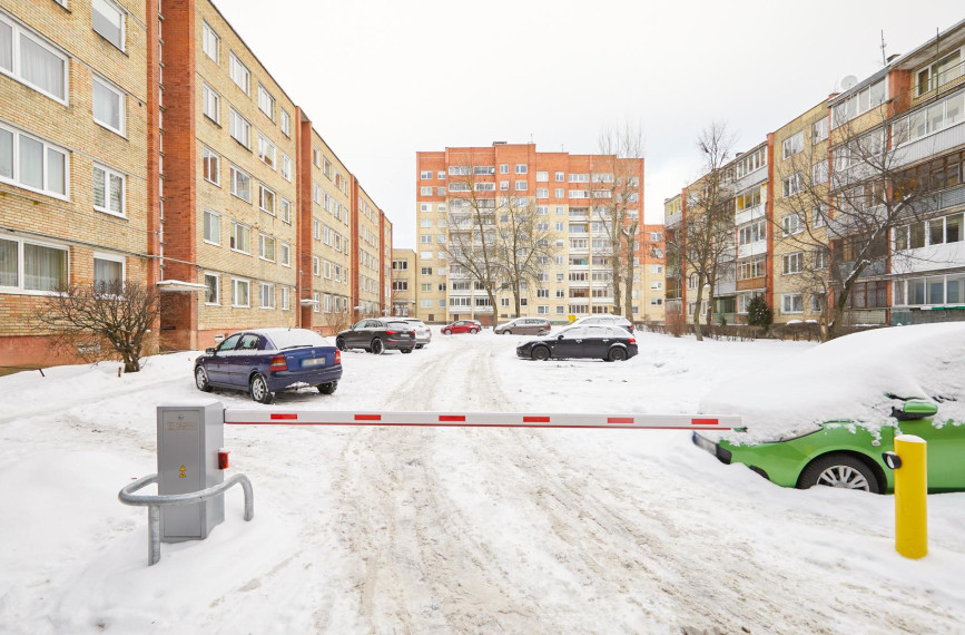 Parduodamas butas Savanorių pr., Žaliakalnis, Kauno m., Kauno m. sav., 72.00 m² ploto 4 kambariai 32