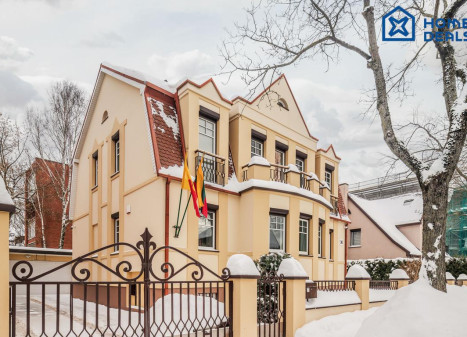 Parduodamas namas Sportininkų g., Sportininkai, Klaipėdos m., Klaipėdos m. sav., 261.99 m² ploto 6 kambariai Parduodamas namas Sportininkų g., Sportininkai, Klaipėdos m., Klaipėdos m. sav., 261.99 m² ploto 6 kambariai