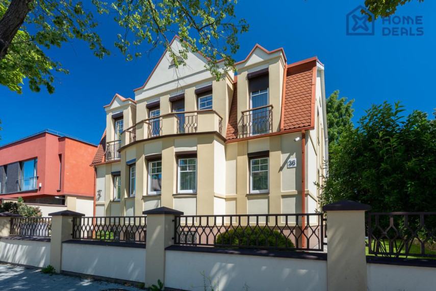 Parduodamas namas Sportininkų g., Sportininkai, Klaipėdos m., Klaipėdos m. sav., 261.99 m² ploto 6 kambariai 53