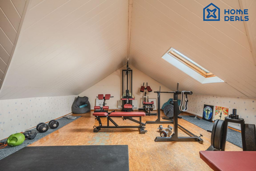 Parduodamas namas Sportininkų g., Sportininkai, Klaipėdos m., Klaipėdos m. sav., 261.99 m² ploto 6 kambariai 25