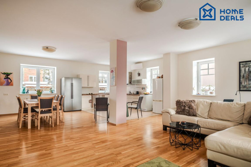 Parduodamas namas Sportininkų g., Sportininkai, Klaipėdos m., Klaipėdos m. sav., 261.99 m² ploto 6 kambariai 8