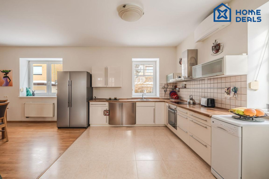 Parduodamas namas Sportininkų g., Sportininkai, Klaipėdos m., Klaipėdos m. sav., 261.99 m² ploto 6 kambariai 10
