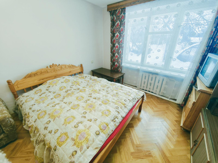 Parduodamas butas Kosmonautų g., Ukmergės m., Ukmergės r. sav., 77 m² ploto 3 kambariai 3