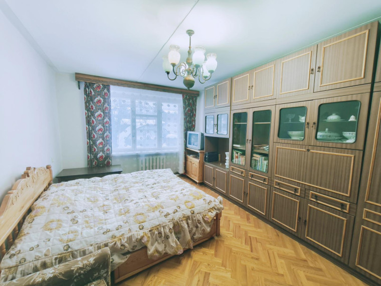 Parduodamas butas Kosmonautų g., Ukmergės m., Ukmergės r. sav., 77 m² ploto 3 kambariai 4