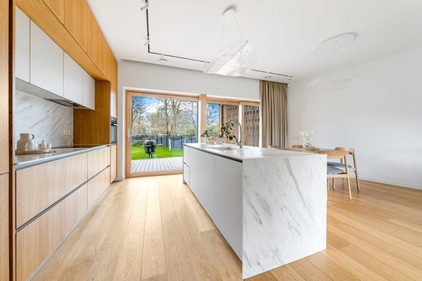 Parduodamas namas Rokantiškių Sodų 7-oji g., Vilniaus m., Vilniaus m. sav., 130.42 m2 ploto, 1 aukštai 6