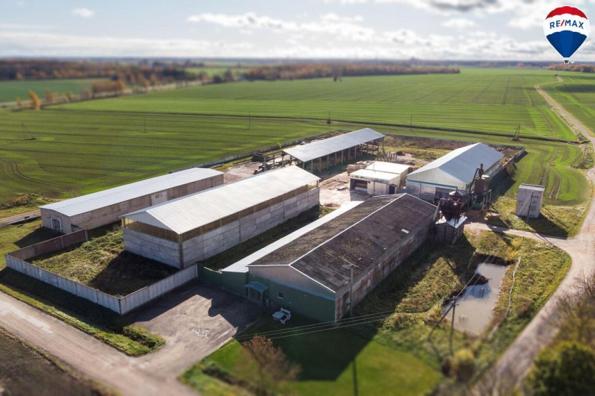 Parduodamos patalpos Sidabros g., Satkūnų k., 4200 kv.m ploto 2