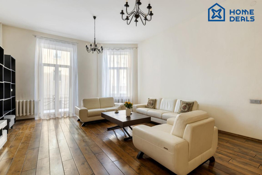Parduodamas butas Kalvarijų g., Žirmūnai, Vilniaus m., Vilniaus m. sav., 79.96 m² ploto 2 kambariai 3