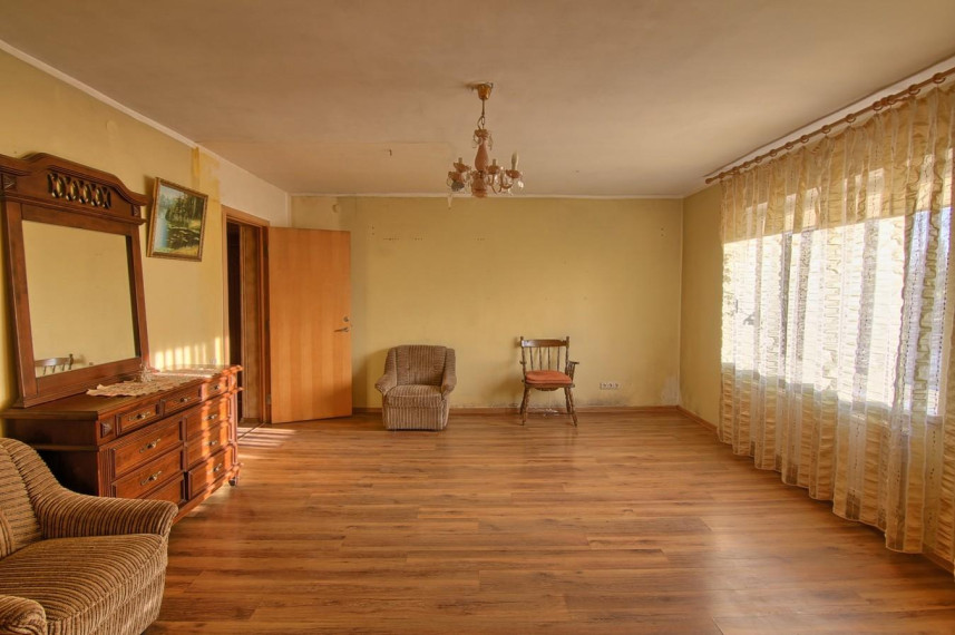 Parduodamas namas Kairių mstl., Šiaulių r. sav., 119.30 m² ploto 3 kambariai 6