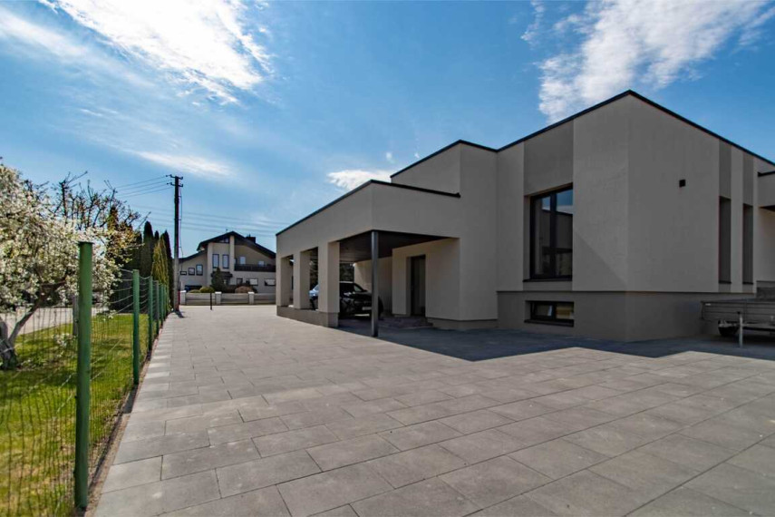Parduodamas naujos statybos 100 % baigtumo namas Panevėžyje 1