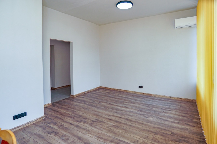 Nuomojamos administracinės, kitos paskirties, paslaugų, prekybos patalpos Anykščių g., Panevėžio m., Panevėžio m. sav., 23.2 m2 ploto 3
