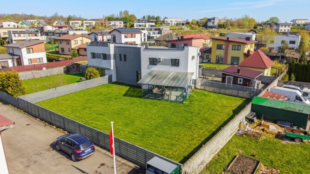 Parduodamas namas Stasio Krasausko g., Vilniaus m., Vilniaus m. sav., 212.94 m2 ploto, 2 aukštai 38