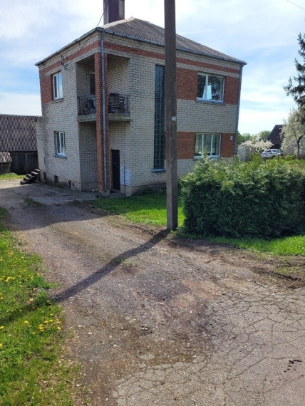 Parduodamas namas Sūduvos g., Valavičių k., Marijampolės sav., 142.88 m2 ploto, 2 aukštai 4
