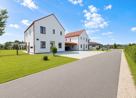 Nuomojamas namas Perlų g., Galgių k., Vilniaus r. sav., 137 m2 ploto, 2 aukštai Nuomojamas namas Perlų g., Galgių k., Vilniaus r. sav., 137 m2 ploto, 2 aukštai