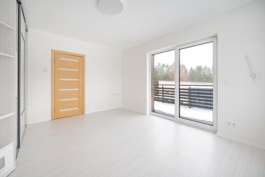 Parduodamas namas Vilniaus r. sav., Griovių k., Baltiešos, 175 m2 ploto, 2 aukštai 14
