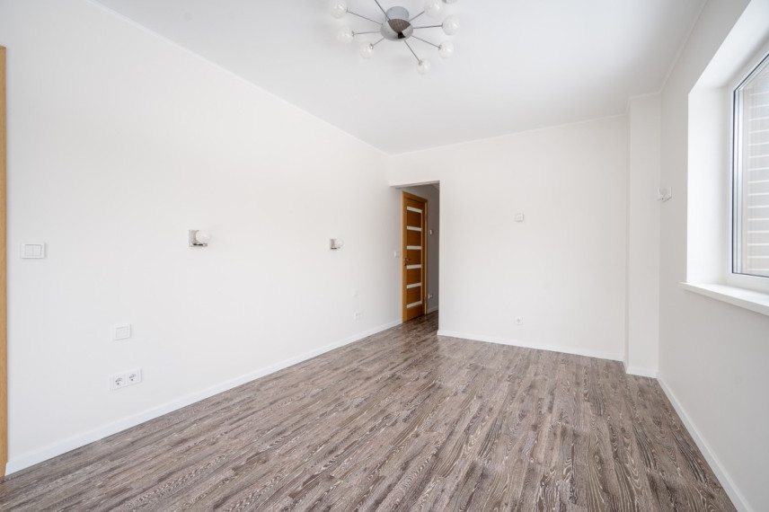 Parduodamas namas Vilniaus r. sav., Griovių k., Baltiešos, 175 m2 ploto, 2 aukštai 18
