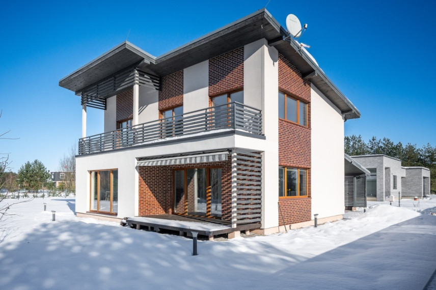 Parduodamas namas Vilniaus r. sav., Griovių k., Baltiešos, 175 m2 ploto, 2 aukštai 34