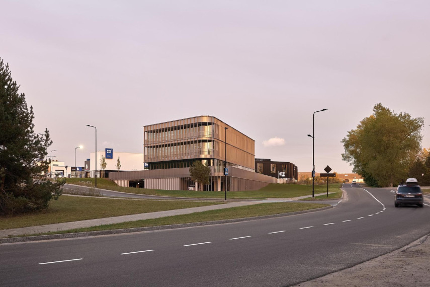 Nuomojamos patalpos Senosios Pilaitės kel., Pilaitė, Vilniaus m., Vilniaus m. sav., 203.00 m² ploto 2