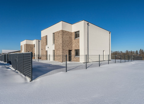 Parduodamas namas Vilniaus r. sav., Daržininkų k., Pervažos g.24, 130 m2 ploto, 2 aukštai Parduodamas namas Vilniaus r. sav., Daržininkų k., Pervažos g.24, 130 m2 ploto, 2 aukštai