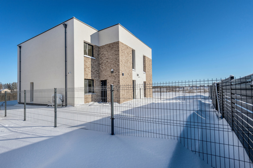Parduodamas namas Vilniaus r. sav., Daržininkų k., Pervažos g.24, 130 m2 ploto, 2 aukštai 2