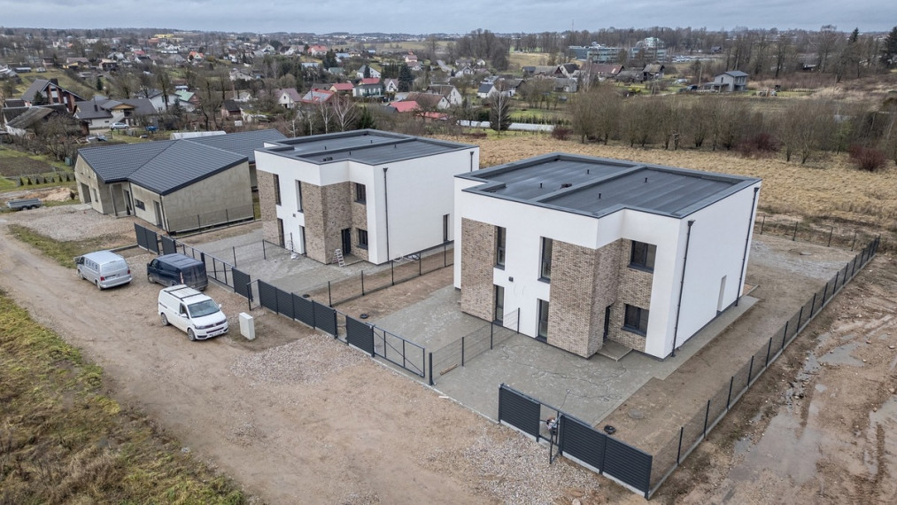 Parduodamas namas Vilniaus r. sav., Daržininkų k., Pervažos g.24, 130 m2 ploto, 2 aukštai 9