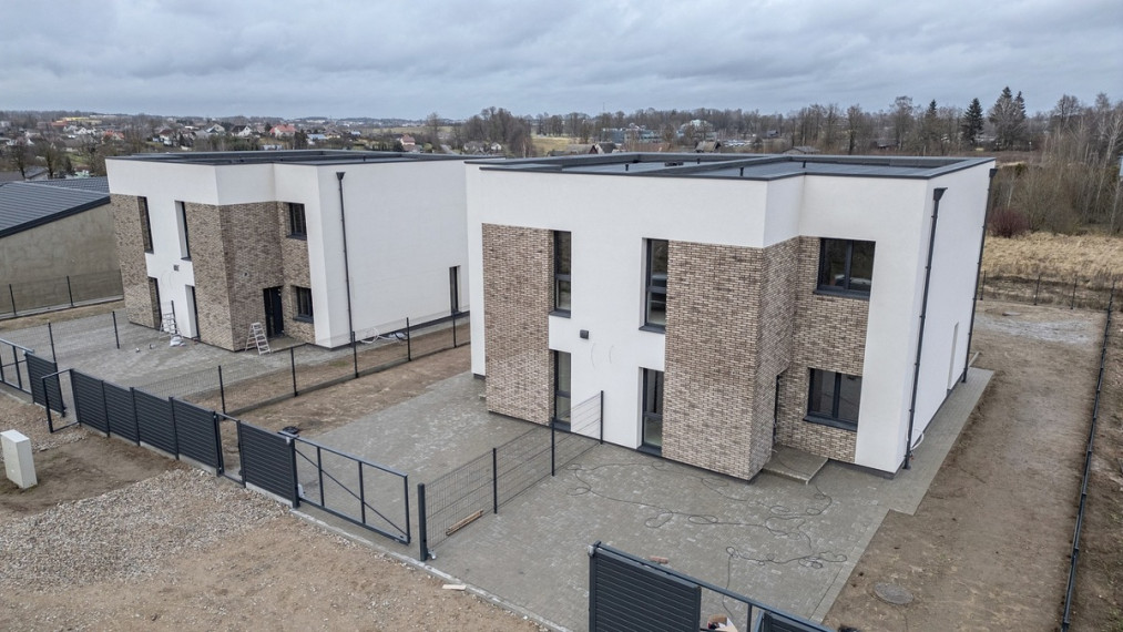 Parduodamas namas Vilniaus r. sav., Daržininkų k., Pervažos g.24, 130 m2 ploto, 2 aukštai 10
