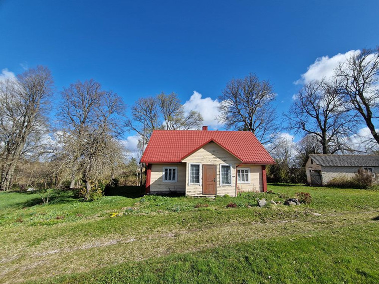 Parduodamas namas Krupelių k., Molėtų r. sav., 83.03 m² ploto 3 kambariai 2