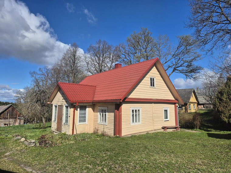 Parduodamas namas Krupelių k., Molėtų r. sav., 83.03 m² ploto 3 kambariai 7