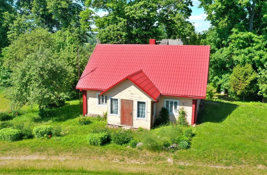 Parduodamas namas Krupelių k., Molėtų r. sav., 83.03 m² ploto 3 kambariai 2