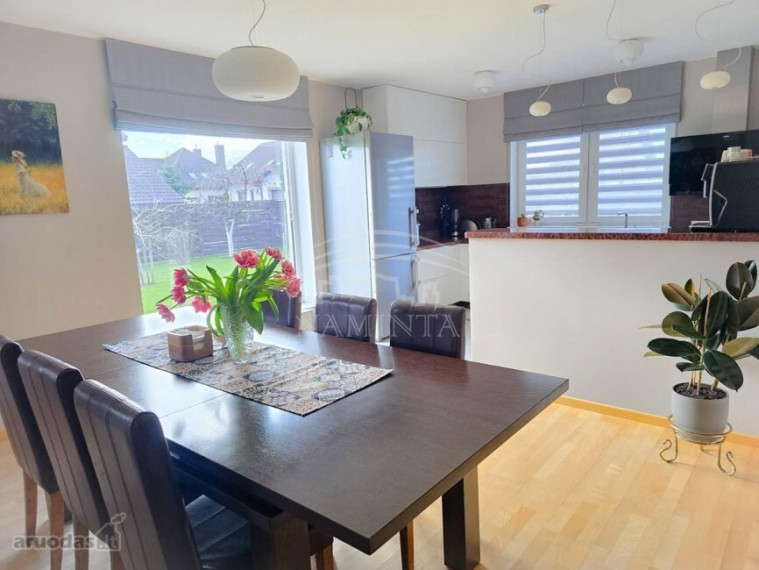 Parduodamas namas Slengių k., Klaipėdos r. sav., 230 m2 ploto, 2 aukštai 4