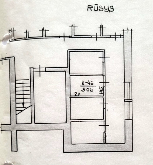 Utenoje parduodamas 3 kambarių butas su 3 balkonais ir rūsiu 21