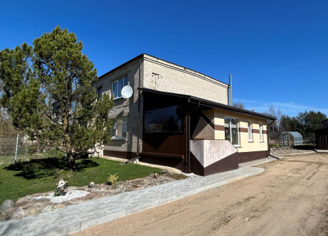 Parduodamas butas Žolynų g., Pamūšio k., Ukmergės r. sav., 80.69 m² ploto 3 kambariai