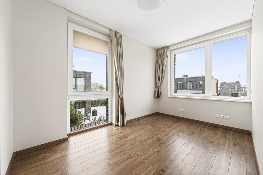 Parduodamas namas Notangos g., Pilaitė, Vilniaus m., Vilniaus m. sav., 115.00 m² ploto 4 kambariai 32