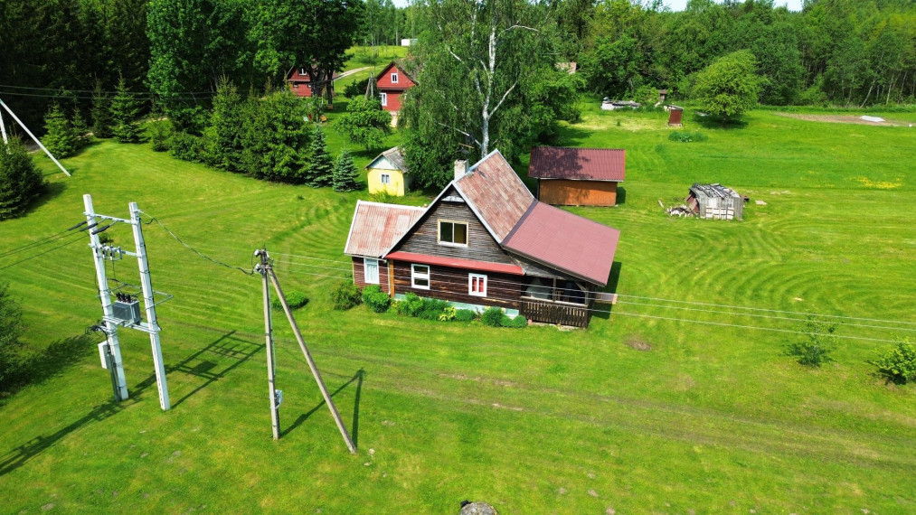 Parduodamas namas Tėviškės g., Katlėrių k., Utenos r. sav., 53.00 m² ploto 2 kambariai 5