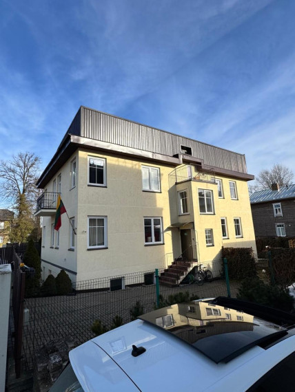 Parduodamas namas Vykinto g., Žvėrynas, Vilniaus m., Vilniaus m. sav., 393.49 m² ploto 13 kambarių 3