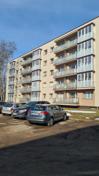 Parduodamas butas Žemaitės g., Raseinių m., Raseinių r. sav., 46.00 m² ploto 2 kambariai 3