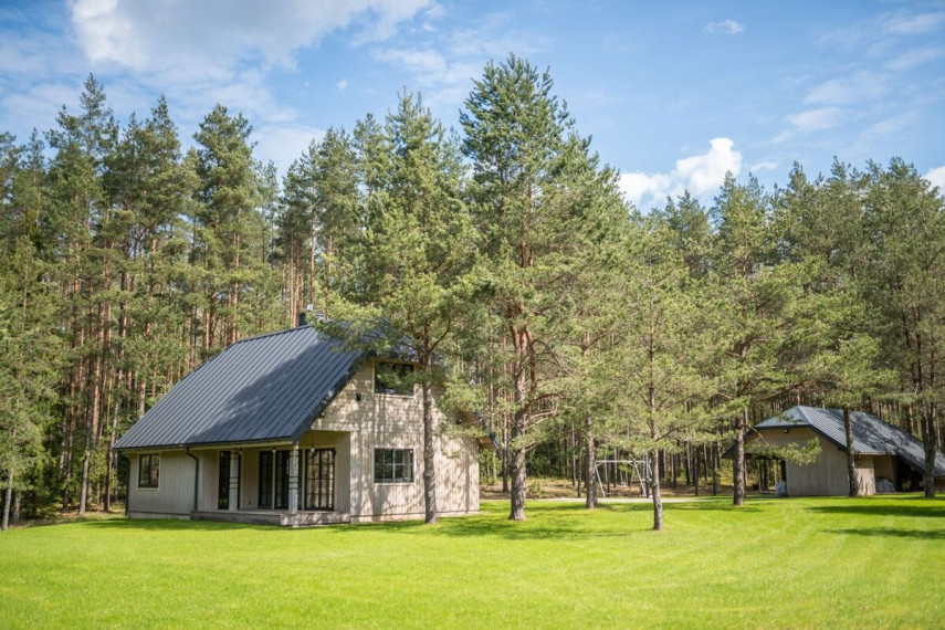 Parduodamas namas Pašerinės k., Švenčionių r. sav., 160 m2 ploto, 2 aukštai 1