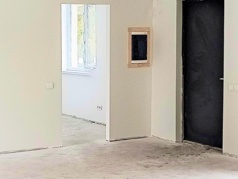 NAUJOS STATYBOS 100 % PRIDUOTAS NAMAS 6,10 A SKLYPE BRIEDŽIO AL., BERNATONIŲ K., PANEVĖŽIO R. 24