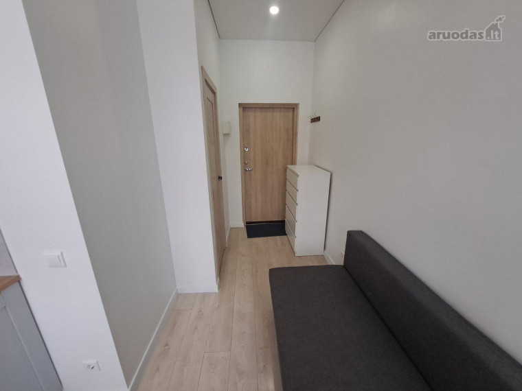 Nuomojamas butas Vido Maciulevičiaus g., Karoliniškės, Vilniaus m., Vilniaus m. sav., 15.00 m² ploto 1 kambarys 4