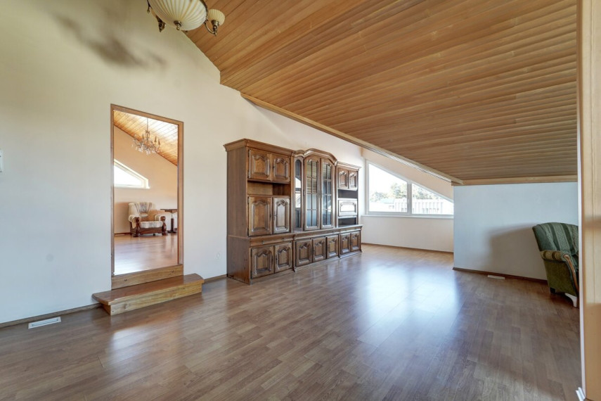 Parduodamas namas Ežero g., Antežerių k., Vilniaus r. sav., 375.76 m2 ploto, 2 aukštai 22