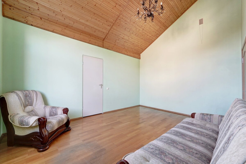 Parduodamas namas Ežero g., Antežerių k., Vilniaus r. sav., 375.76 m2 ploto, 2 aukštai 25
