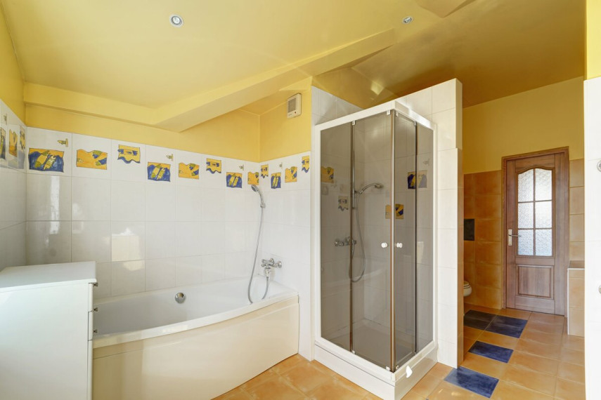 Parduodamas namas Ežero g., Antežerių k., Vilniaus r. sav., 375.76 m2 ploto, 2 aukštai 31