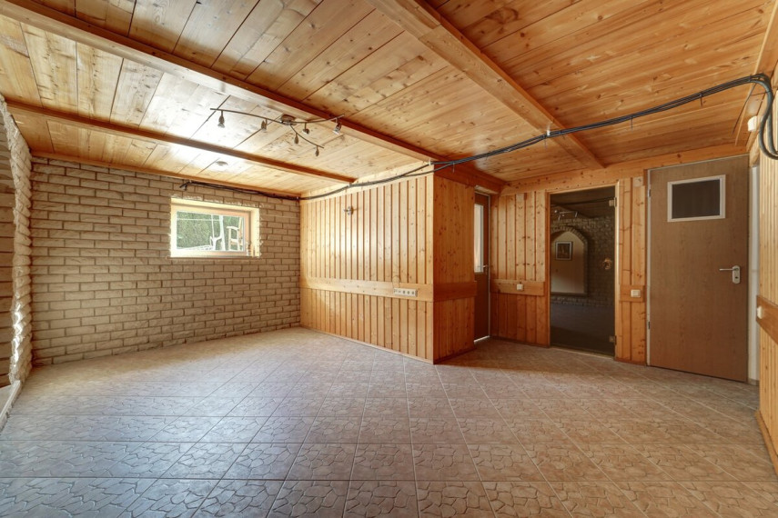 Parduodamas namas Ežero g., Antežerių k., Vilniaus r. sav., 375.76 m2 ploto, 2 aukštai 33