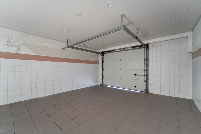 Parduodamas namas Ežero g., Antežerių k., Vilniaus r. sav., 375.76 m2 ploto, 2 aukštai 40