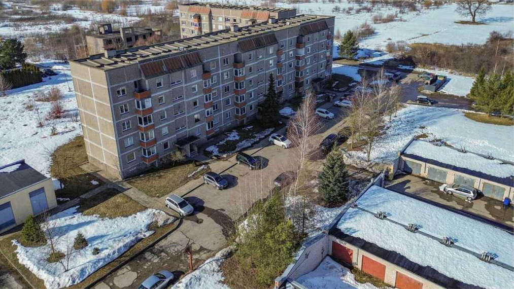Parduodamas 2 k butas Kniaudiškių g. Panevėžyje 19