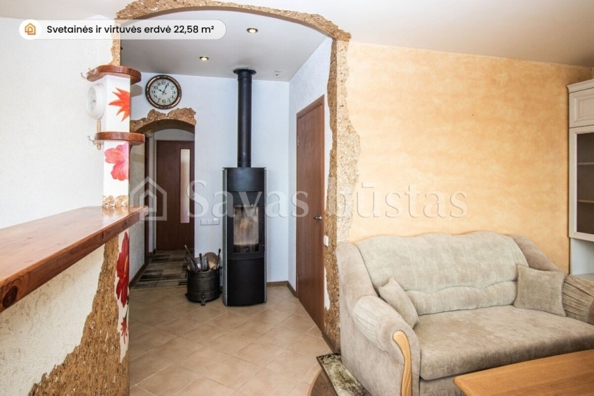 Parduodamas butas Akmenės r. sav., Menčių k., Aušros, 50 m2 ploto, 2 kambariai 7
