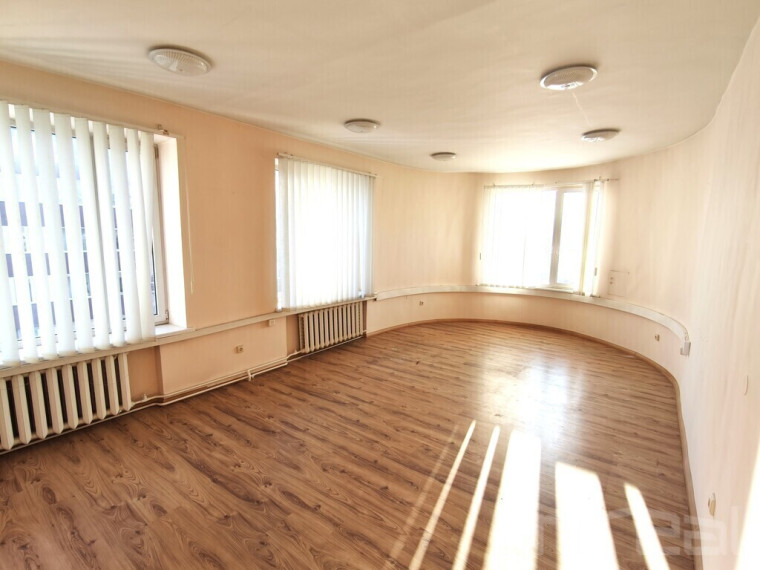 Nuomojamos patalpos Maironio g., Senamiestyje, Utenoje, 11 kv.m ploto 1