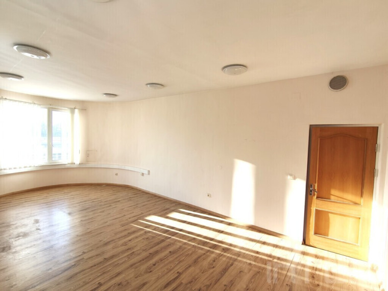 Nuomojamos patalpos Maironio g., Senamiestyje, Utenoje, 11 kv.m ploto 2