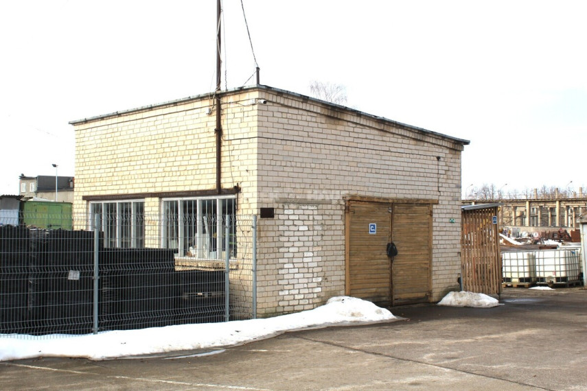Parduodamos administracinės, sandėliavimo patalpos S. Kerbedžio g., Pramonės, Panevėžio m., Panevėžio m. sav., 2798.07 m2 ploto 12