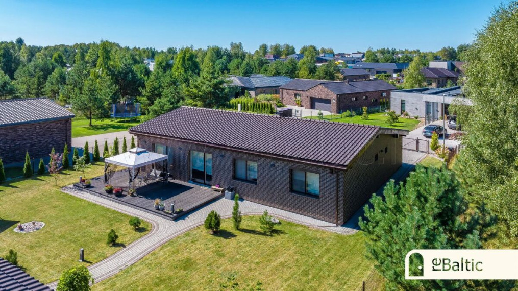 Parduodamas namas Astrų g., Lindiniškių k., Vilniaus r. sav., 224.08 m2 ploto, 1 aukštai 6
