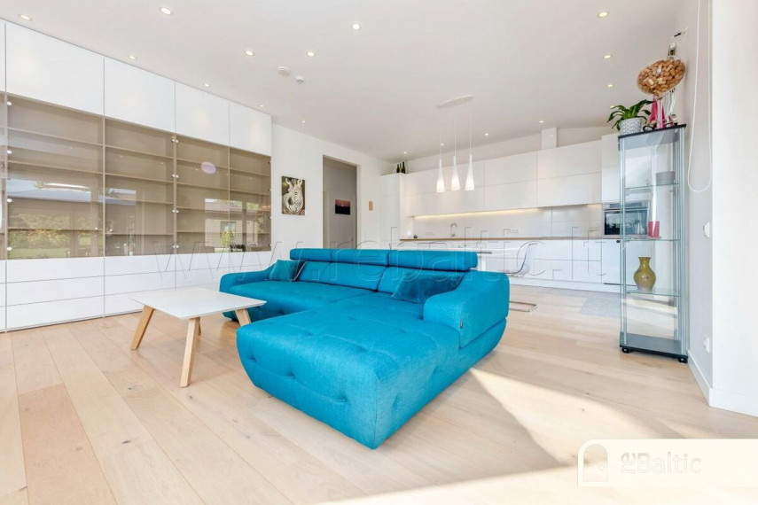 Parduodamas namas Astrų g., Lindiniškių k., Vilniaus r. sav., 224.08 m2 ploto, 1 aukštai 12
